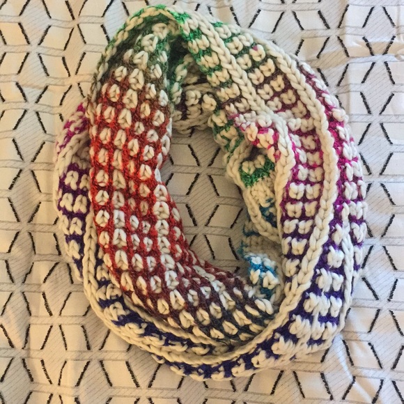 Steve Madden infinity scarf - Picture 2 of 4